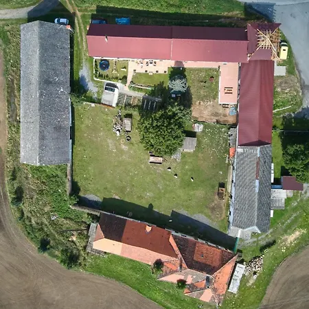Tvrz Dub U Tabora * Ratiborske Hory